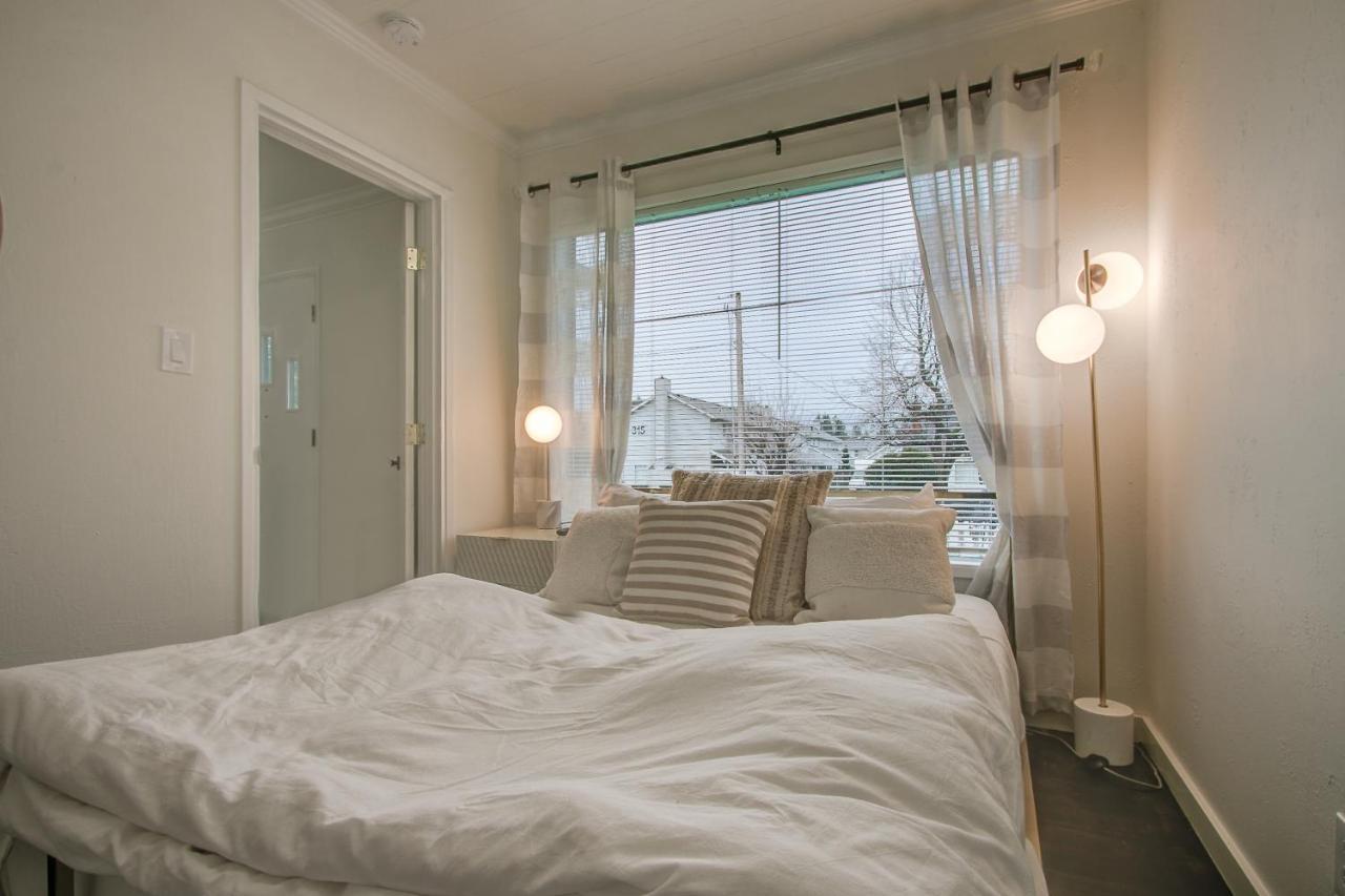 North Bend Downtown Cottage Екстериор снимка