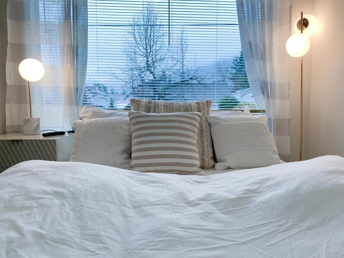North Bend Downtown Cottage Екстериор снимка