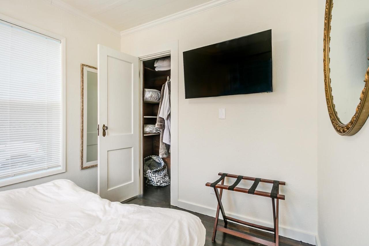 North Bend Downtown Cottage Екстериор снимка